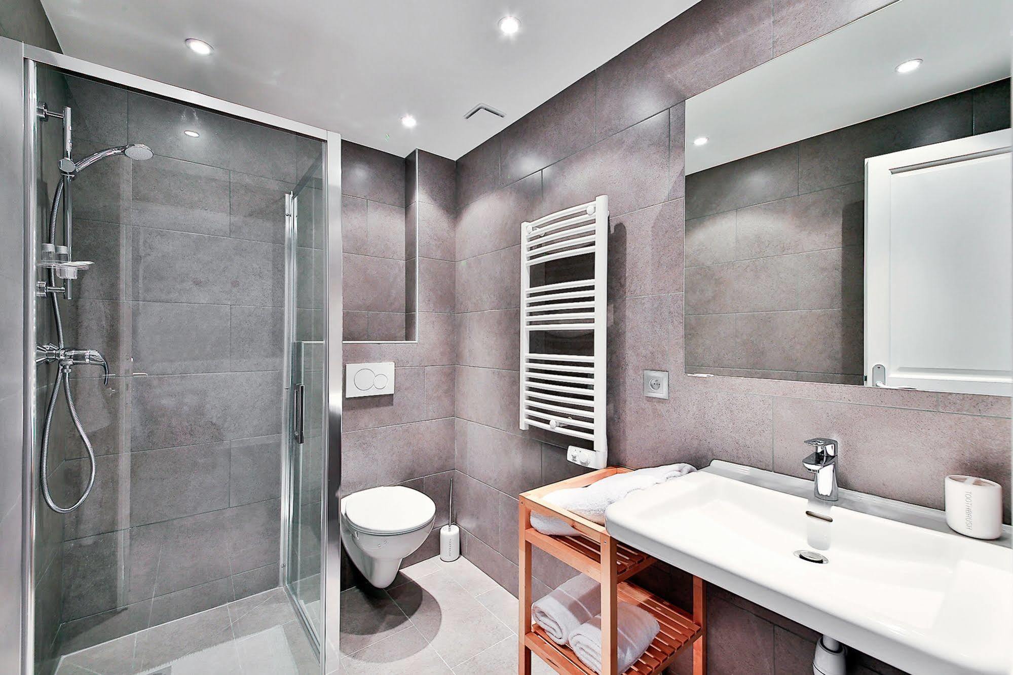 Livinparis - Luxury 2 Bedrooms Grands-boulevards I Parijs